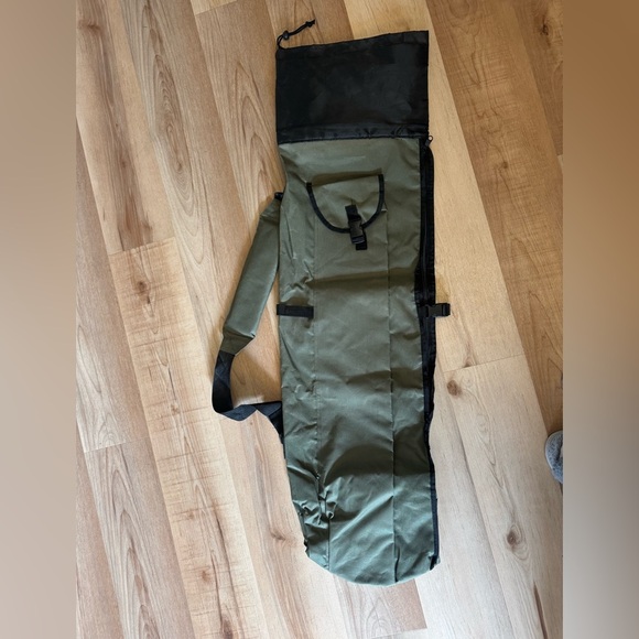 Green and Black Carrying/Organizer for Fishing Rod Case - Picture 1 of 12